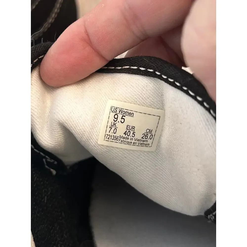 VANS Women’s Dainty Low Top Canvas Sneakers / Size: 9.5 - Picture 9 of 9